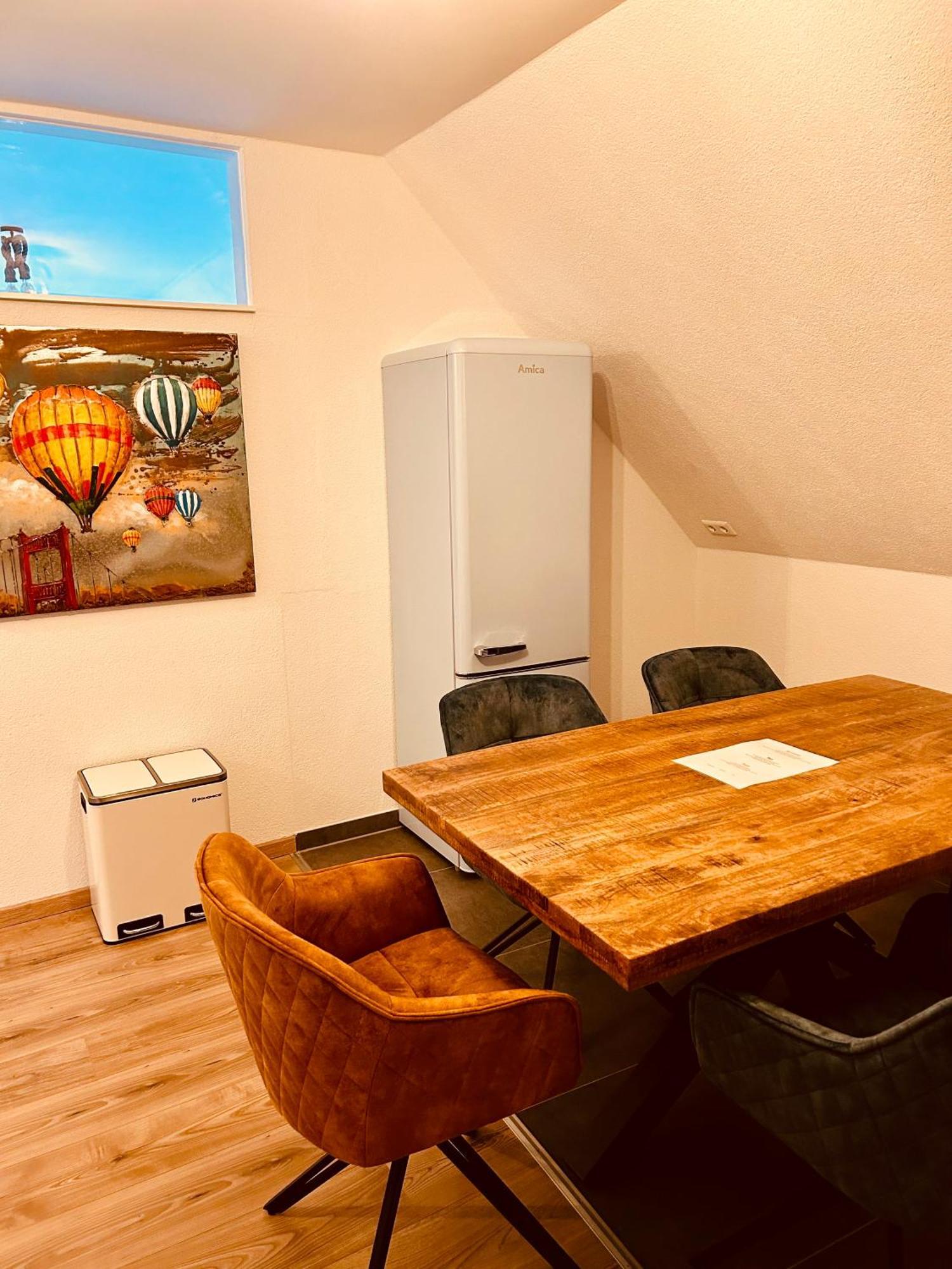 Swiss Apartment *